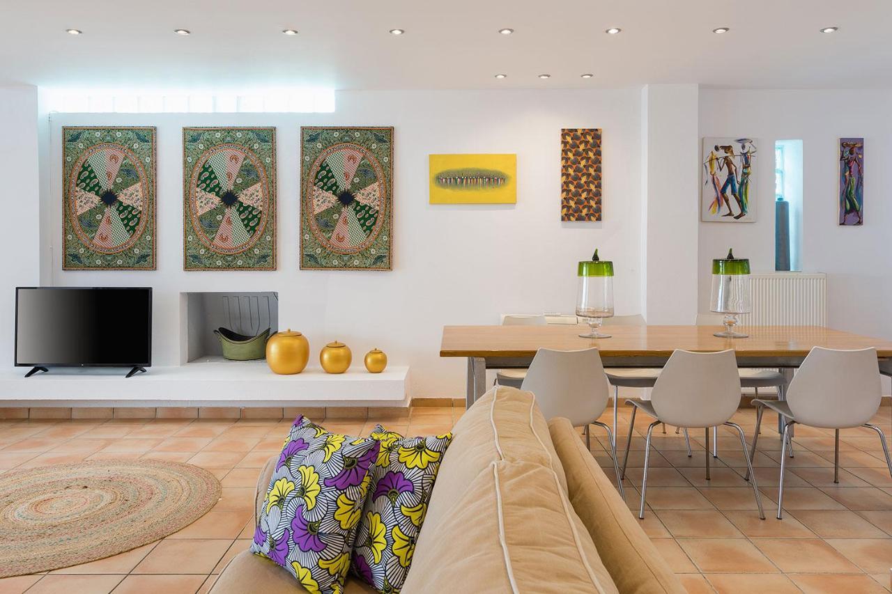Villa Piedra Del Mar Beachfront By Villa2Be Барбати Екстериор снимка