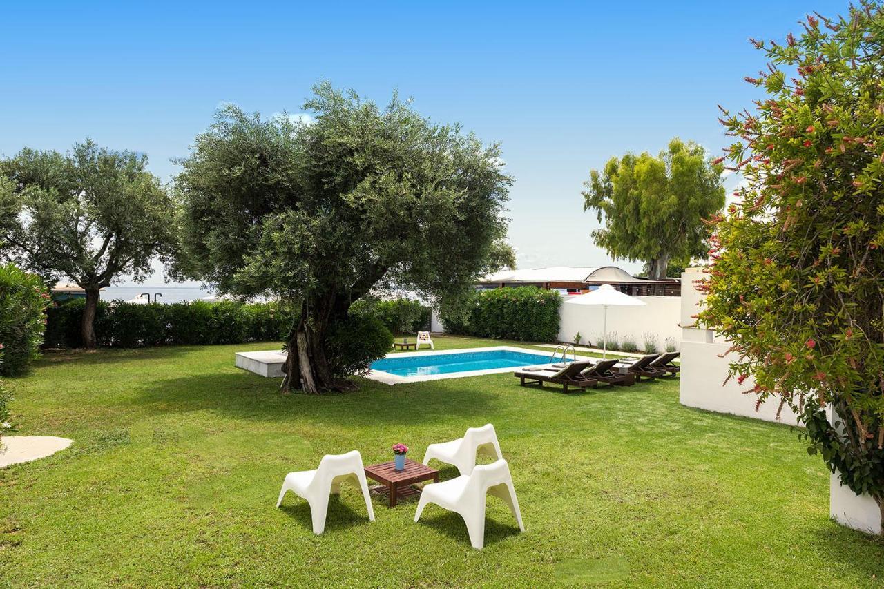 Villa Piedra Del Mar Beachfront By Villa2Be Барбати Екстериор снимка