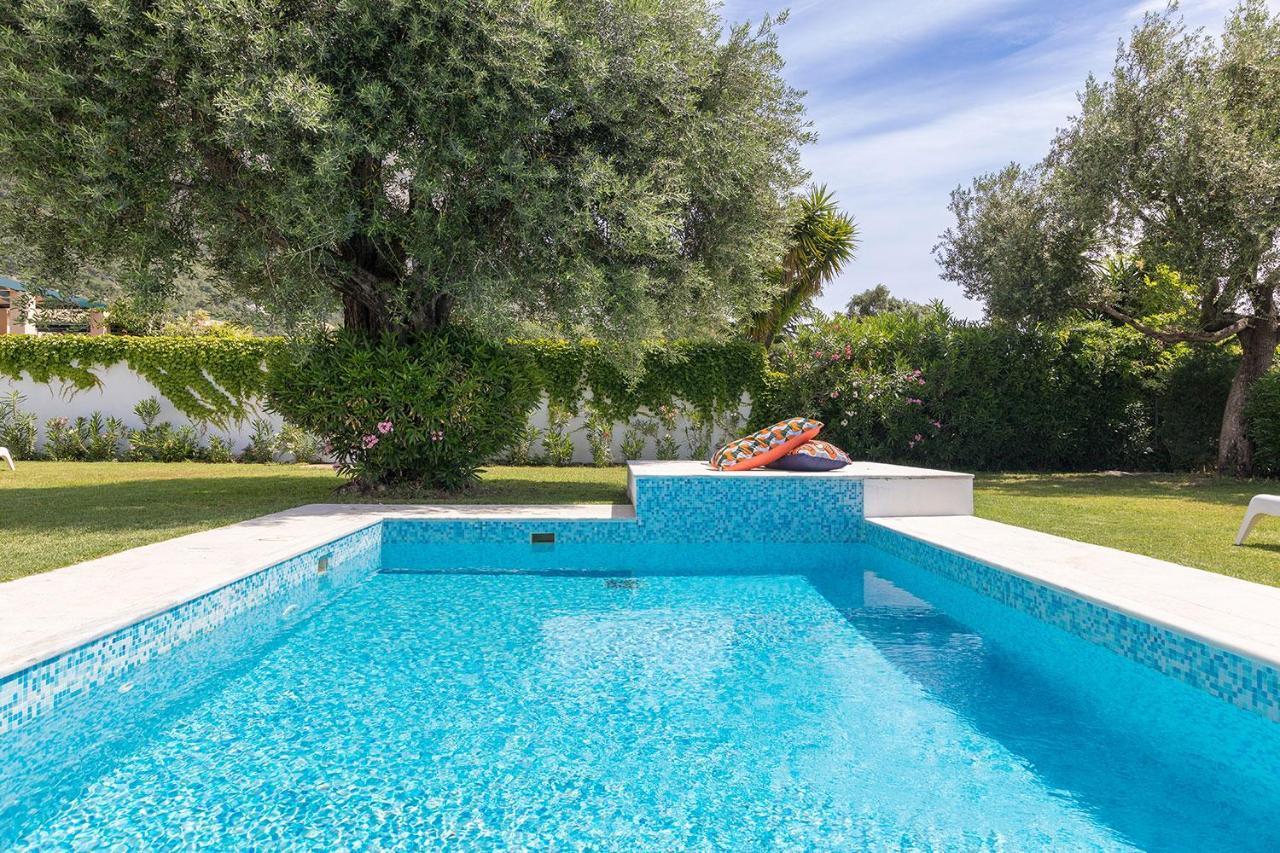 Villa Piedra Del Mar Beachfront By Villa2Be Барбати Екстериор снимка