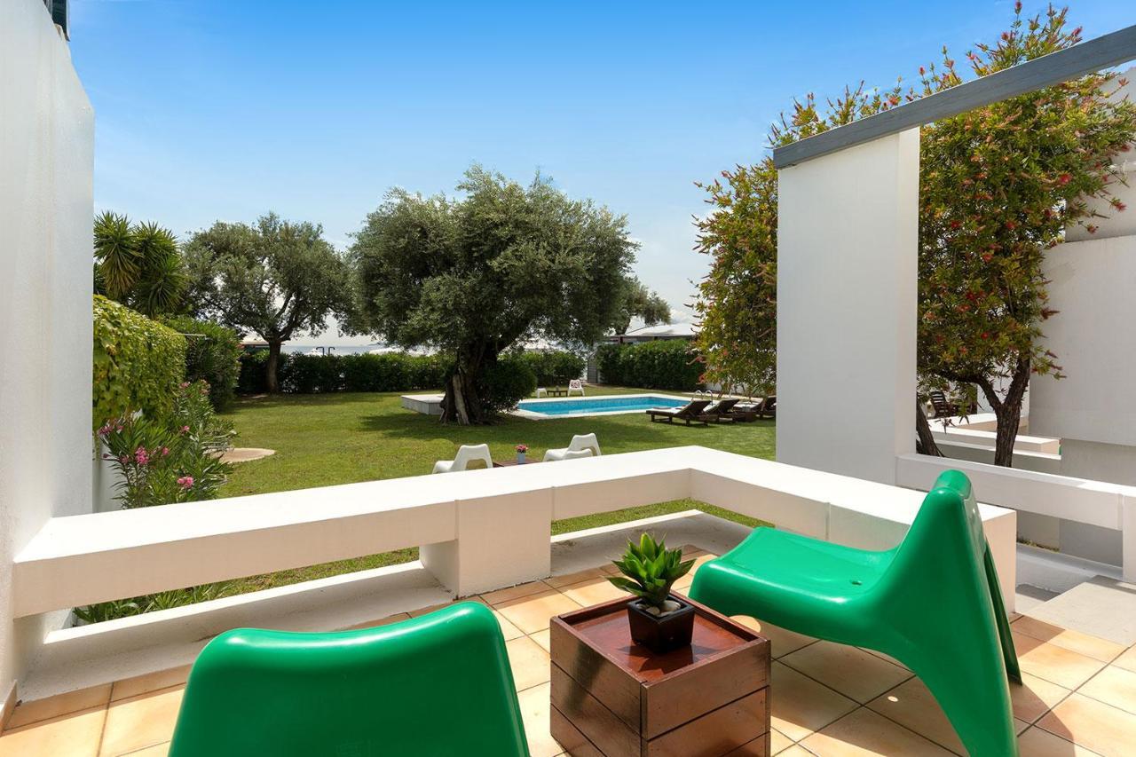 Villa Piedra Del Mar Beachfront By Villa2Be Барбати Екстериор снимка