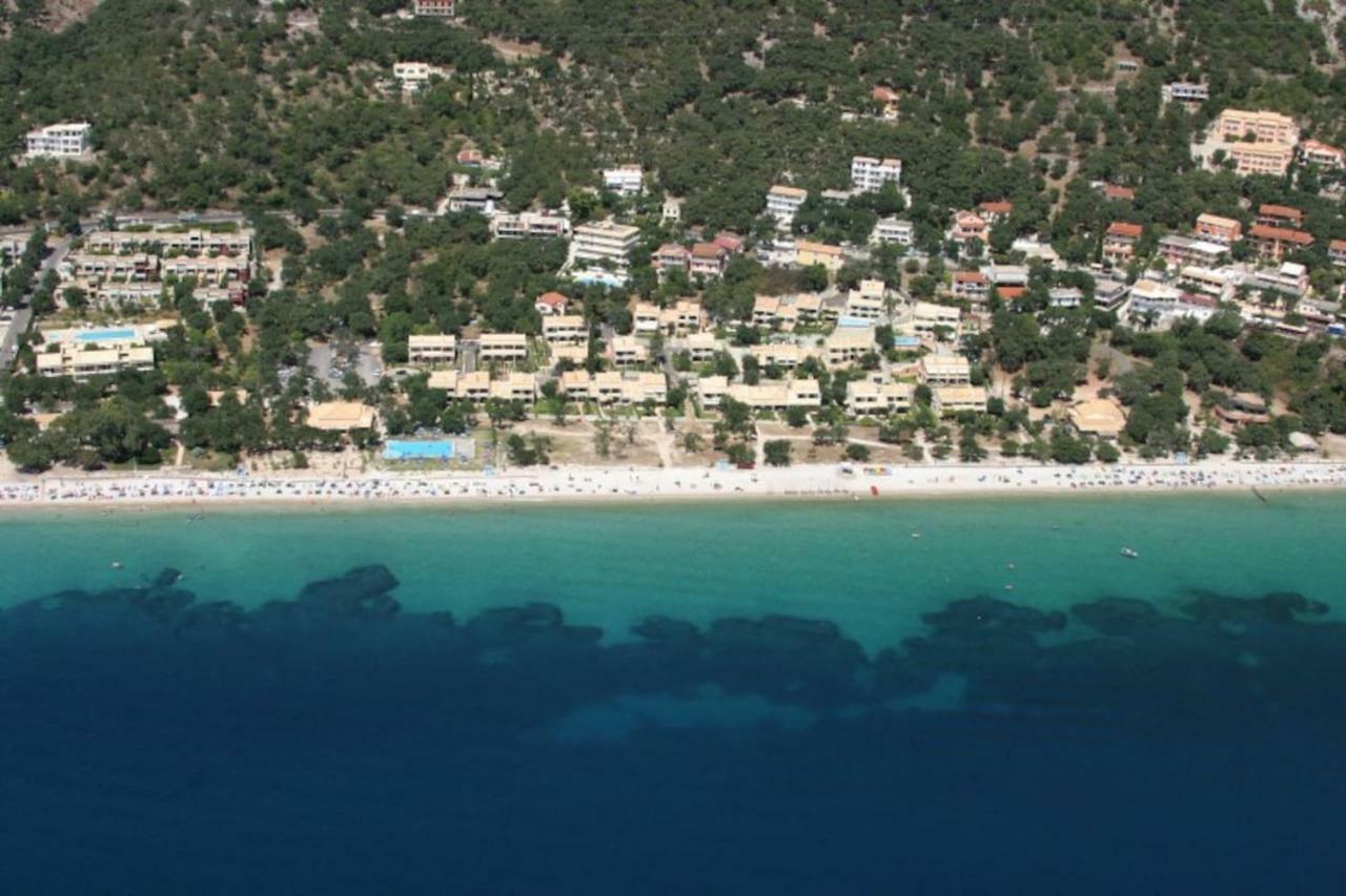 Villa Piedra Del Mar Beachfront By Villa2Be Барбати Екстериор снимка