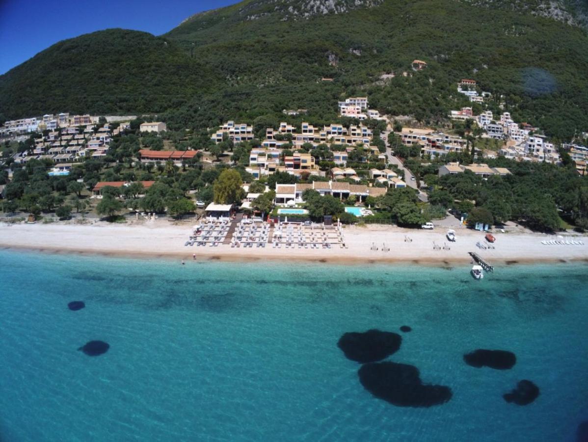 Villa Piedra Del Mar Beachfront By Villa2Be Барбати Екстериор снимка